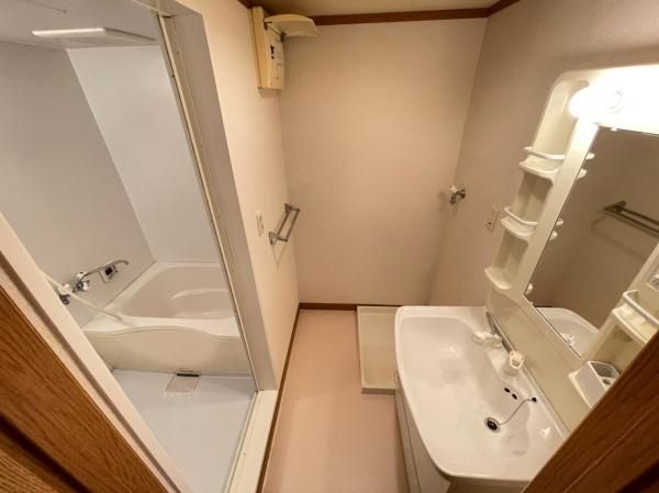 �y���ʏ��z�@