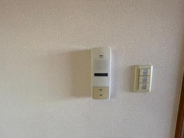 �y���̑��ݔ��z�@