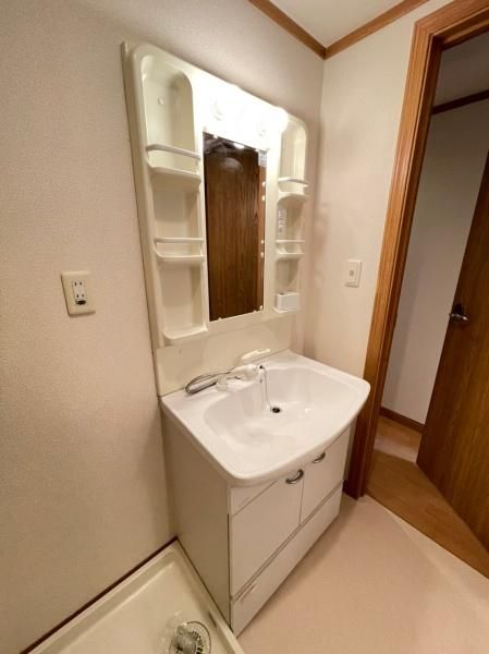 �y���ʏ��z�@