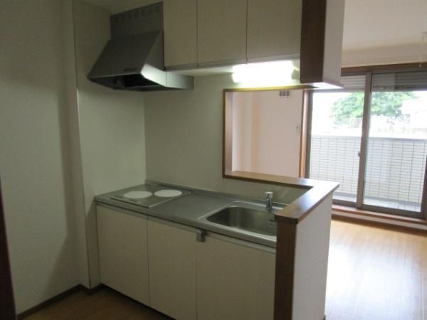 �y�L�b�`���z�@�����{�H��Ўʐ^��