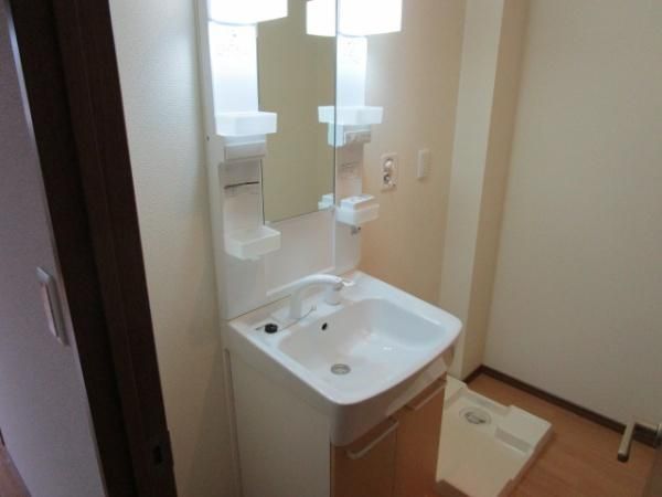 �y���ʏ��z�@�����{�H��Ўʐ^��