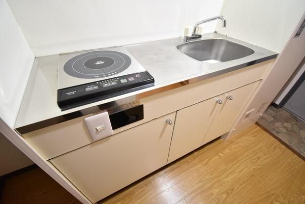 �y�L�b�`���z�@