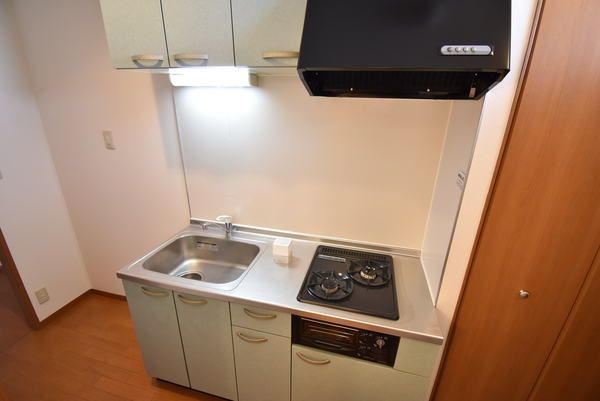 �y�L�b�`���z�@