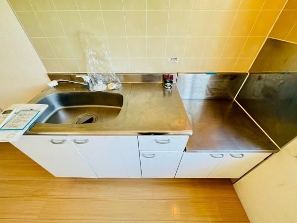 �y�L�b�`���z�@