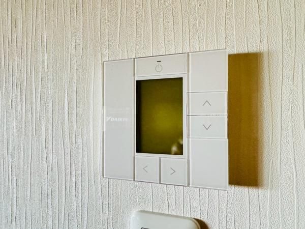 �y���̑��ݔ��z�@