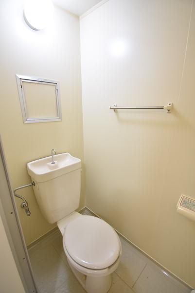 �y�g�C���z�@