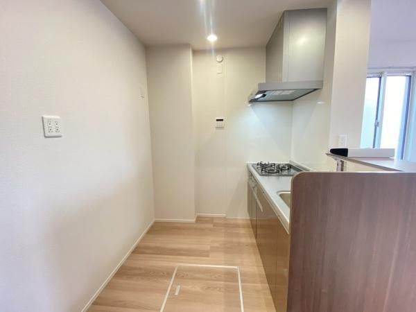 �y�L�b�`���z�@