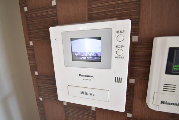 �y�Z�L�����e�B�z�@���������ʎ���