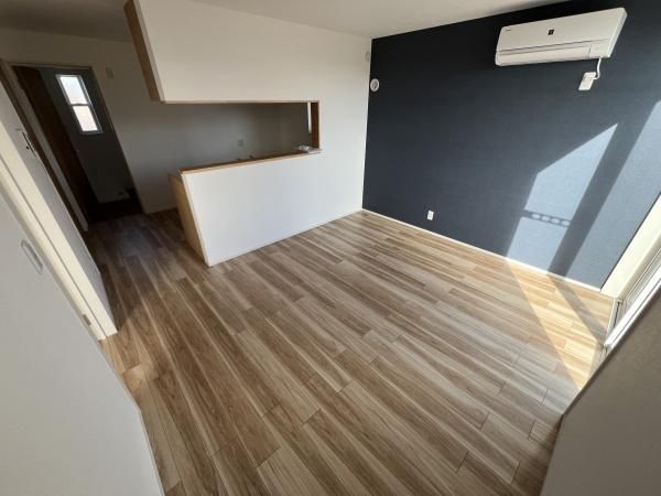 �y�����E���r���O�z�@