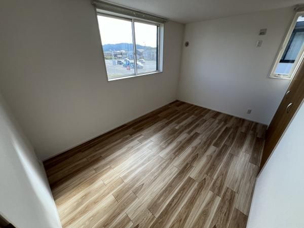 �y���̑������E�X�y�[�X�z�@