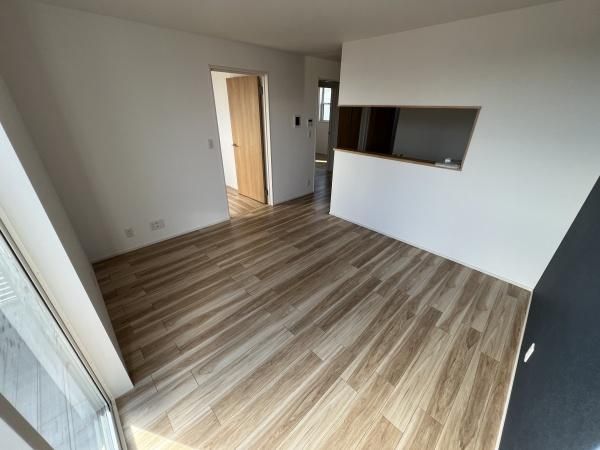 �y�����E���r���O�z�@