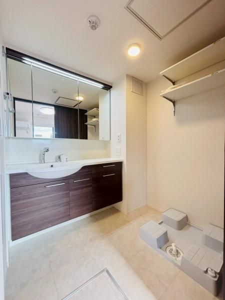 �y���ʏ��z�@