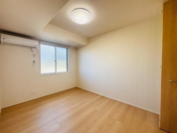 �y���̑������E�X�y�[�X�z�@