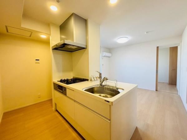 �y�L�b�`���z�@