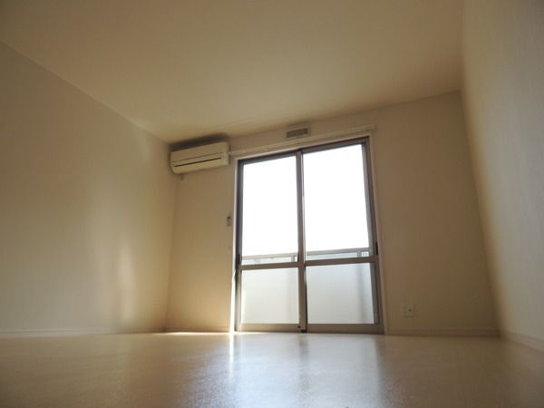 �y�����E���r���O�z�@���d�l�ʐ^