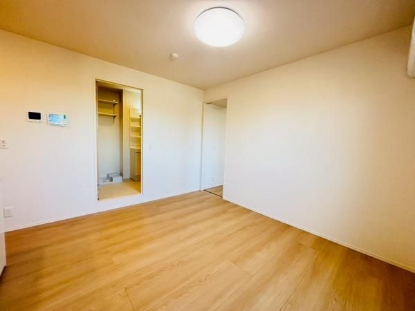 �y���̑������E�X�y�[�X�z�@