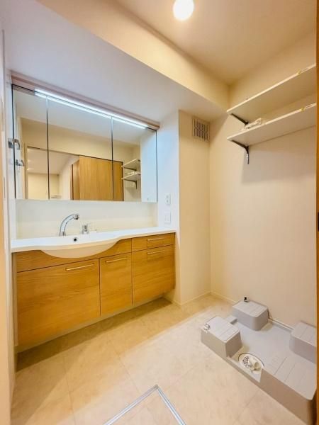 �y���ʏ��z�@