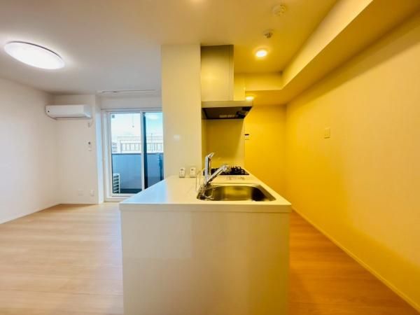 �y�L�b�`���z�@