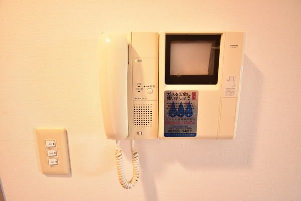 �y�Z�L�����e�B�z�@�������ʎ�