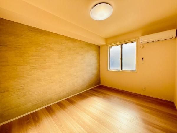 �y�Q���z�@