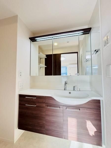 �y���ʏ��z�@