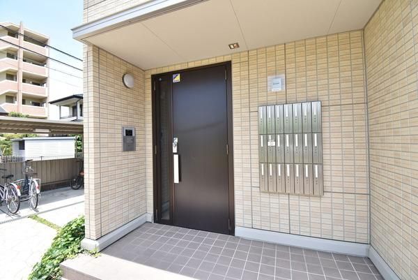 �y�G���g�����X�z�@