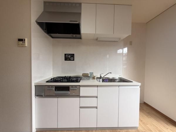 �y�L�b�`���z�@