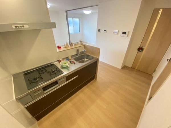 �y�L�b�`���z�@