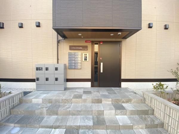 �y�G���g�����X�z�@