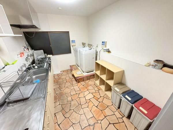 �y���̑��ݔ��z�@