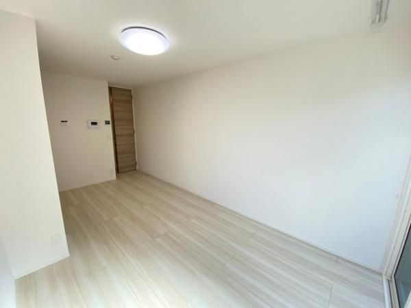 �y���̑��ݔ��z�@