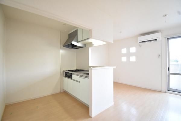 �y�����E���r���O�z�@���d�l�ʐ^