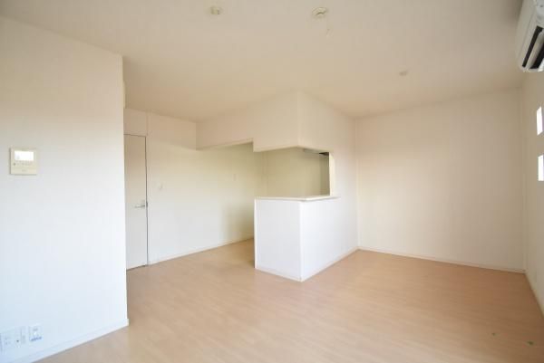 �y�����E���r���O�z�@���d�l�ʐ^