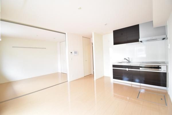 �y�����E���r���O�z�@���������ʎ���