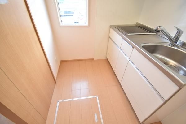 �y�L�b�`���z�@