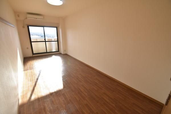 �y���̑������E�X�y�[�X�z�@���d�l�ʐ^