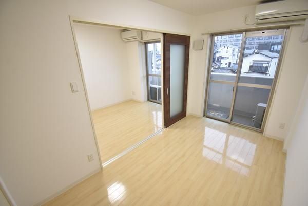 �y���̑������E�X�y�[�X�z�@