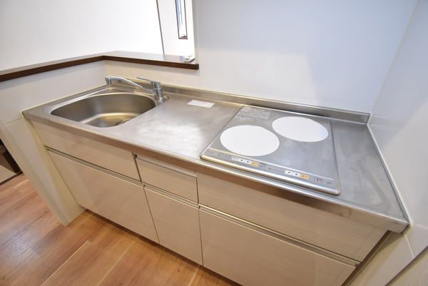 �y�L�b�`���z�@