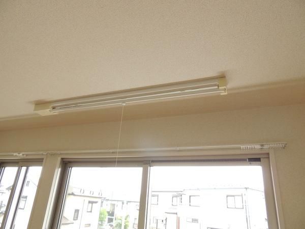 �y���̑��ݔ��z�@���d�l�ʐ^