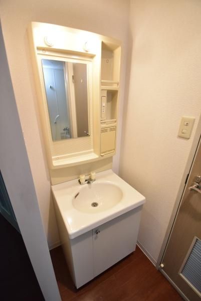 �y���ʏ��z�@