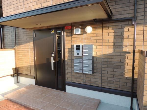 �y�G���g�����X�z�@