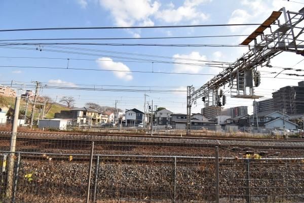 �y���]�z�@