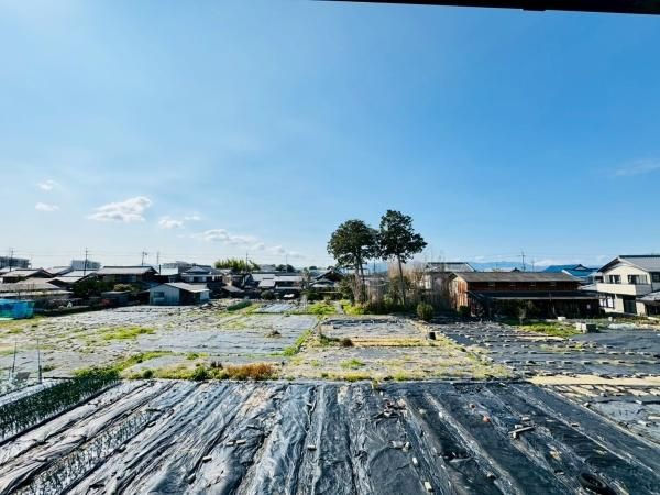 �y���]�z�@