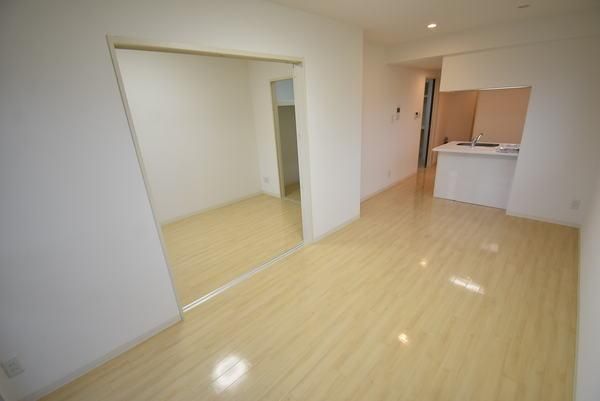 �y���̑������E�X�y�[�X�z�@