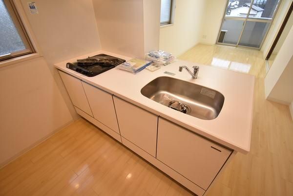 �y�L�b�`���z�@