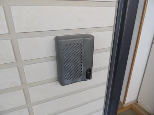 �y�Z�L�����e�B�z�@