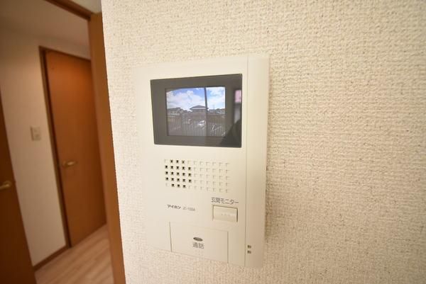 �y�Z�L�����e�B�z�@���d�l�ʐ^