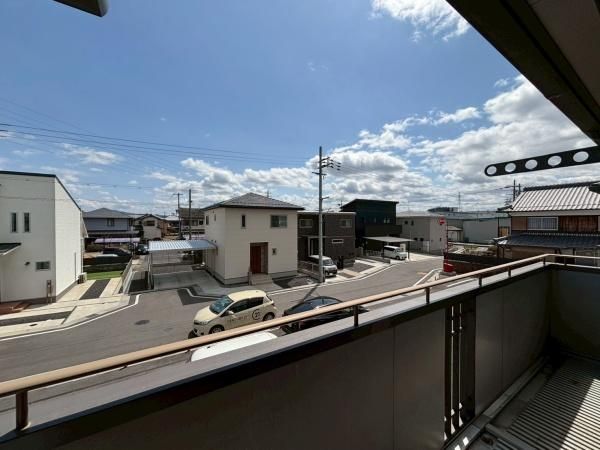 �y���]�z�@