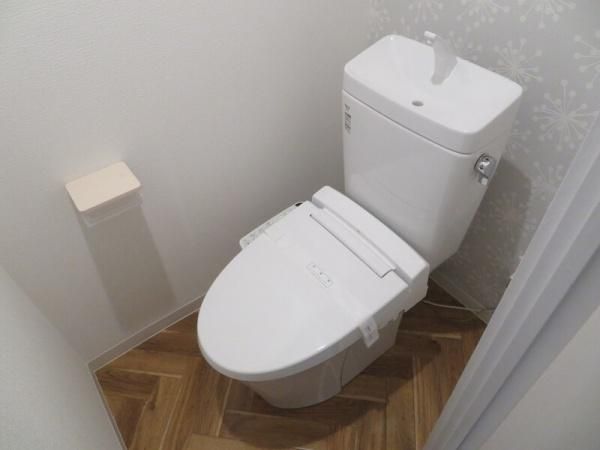 �y�g�C���z�@