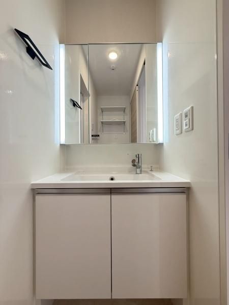 �y���ʏ��z�@